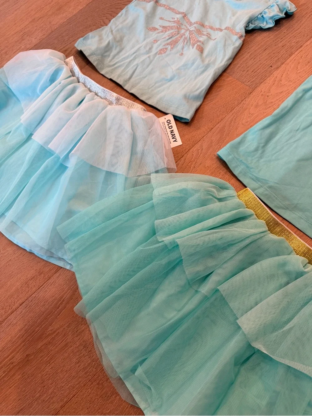 NWT Old Navy Disney Princess Jasmine Girls Tee and Skirt Matching Set 4T